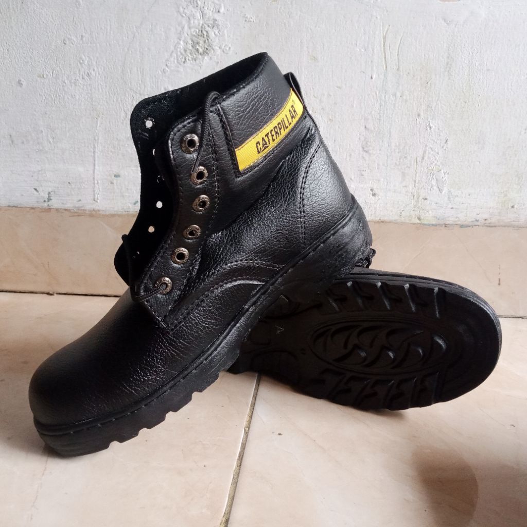 Jual Sepatu Safety / Sepatu Kerja / Sepatu Proyek Ujung Besi | Shopee ...