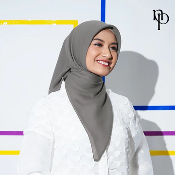 Napocut Hijab Plain Twill Hijab Segiempat Paris Jepang Premium Anti Kusut Anti Terawang 115 X
