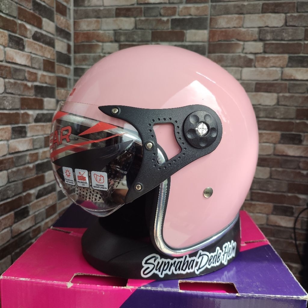 Jual Helm Pilot Pastel Pink List Chrome sudah SNI | Shopee Indonesia