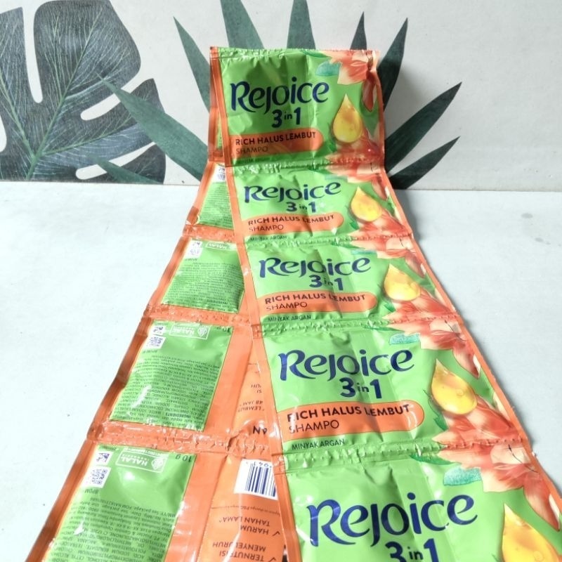 Jual Sampo rejoice renceng 24pcs EXP 2027 | Shopee Indonesia