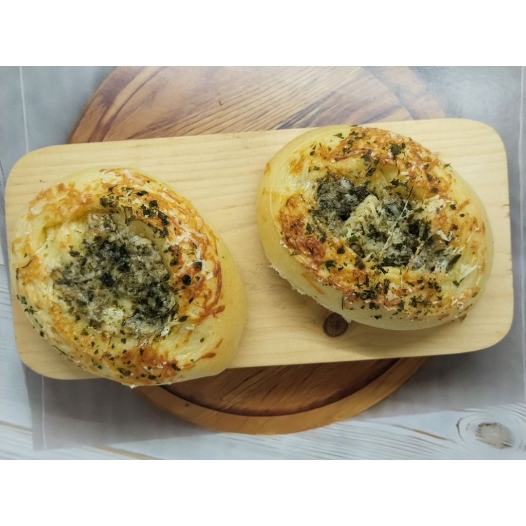 Jual PO Roti Soft Sourdough Garlic Cheese Roti Sehat Homemade Bandung ...