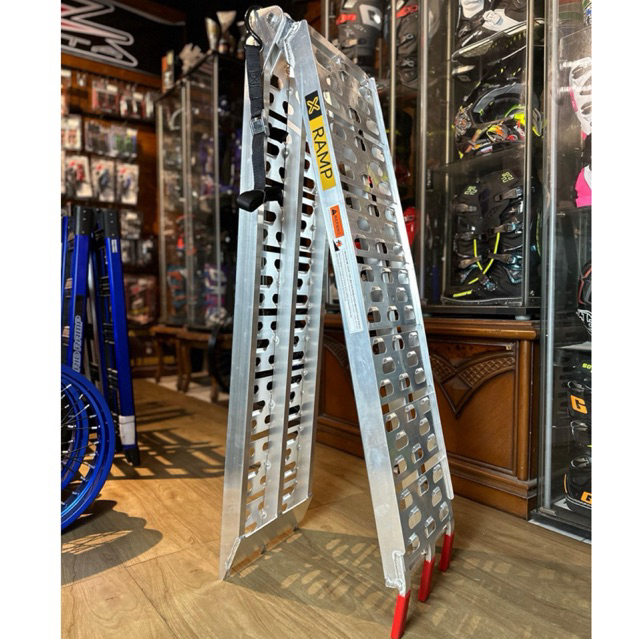 Jual TANGGA MOTOR LIPAT 2 FOLDING RAMP ALUMUNIUM 2,3M | Shopee Indonesia