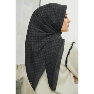 ZYTADELIA Zinitial Scarves Series