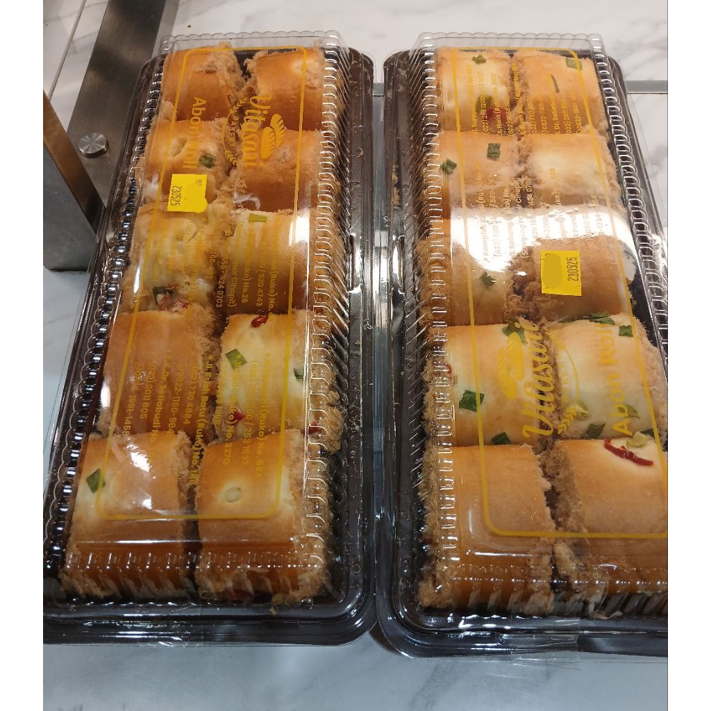 Jual Roti abon roll - abon roll vitasari bakery - Oleh-oleh Bandung ...