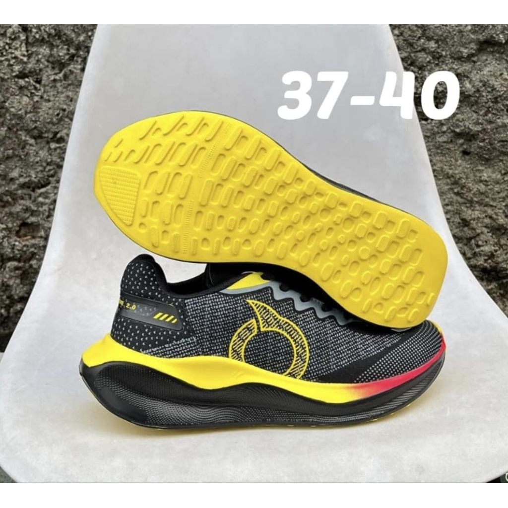 Jual Sepatu Ortus Wanita Hitam Lis Kuning Ortuseight Runing Cewe Kren ...