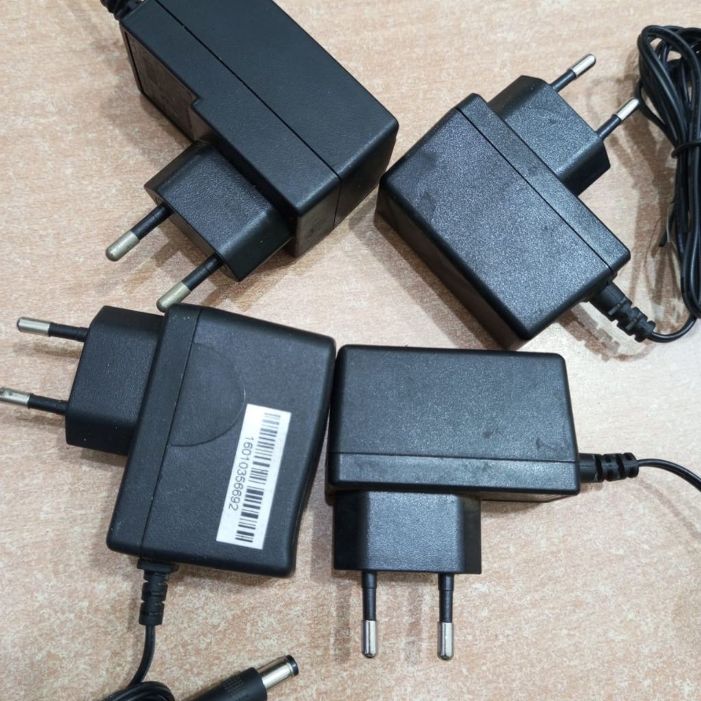 Jual ADAPTOR ORIGINAL 5V 1A SEKEN NORMAL | Shopee Indonesia