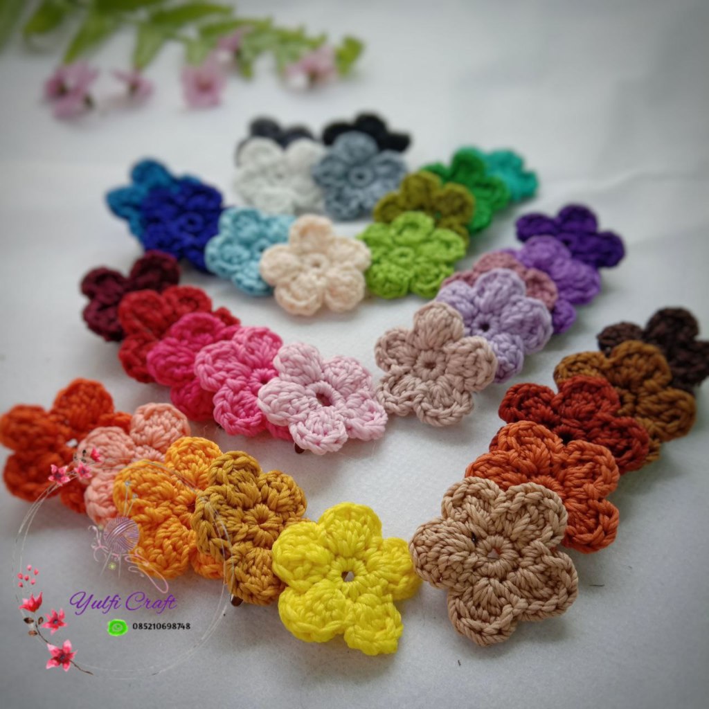 Jual Aplikasi Rajut / Handmade / Bunga (Bisa Request Warna) | Shopee ...