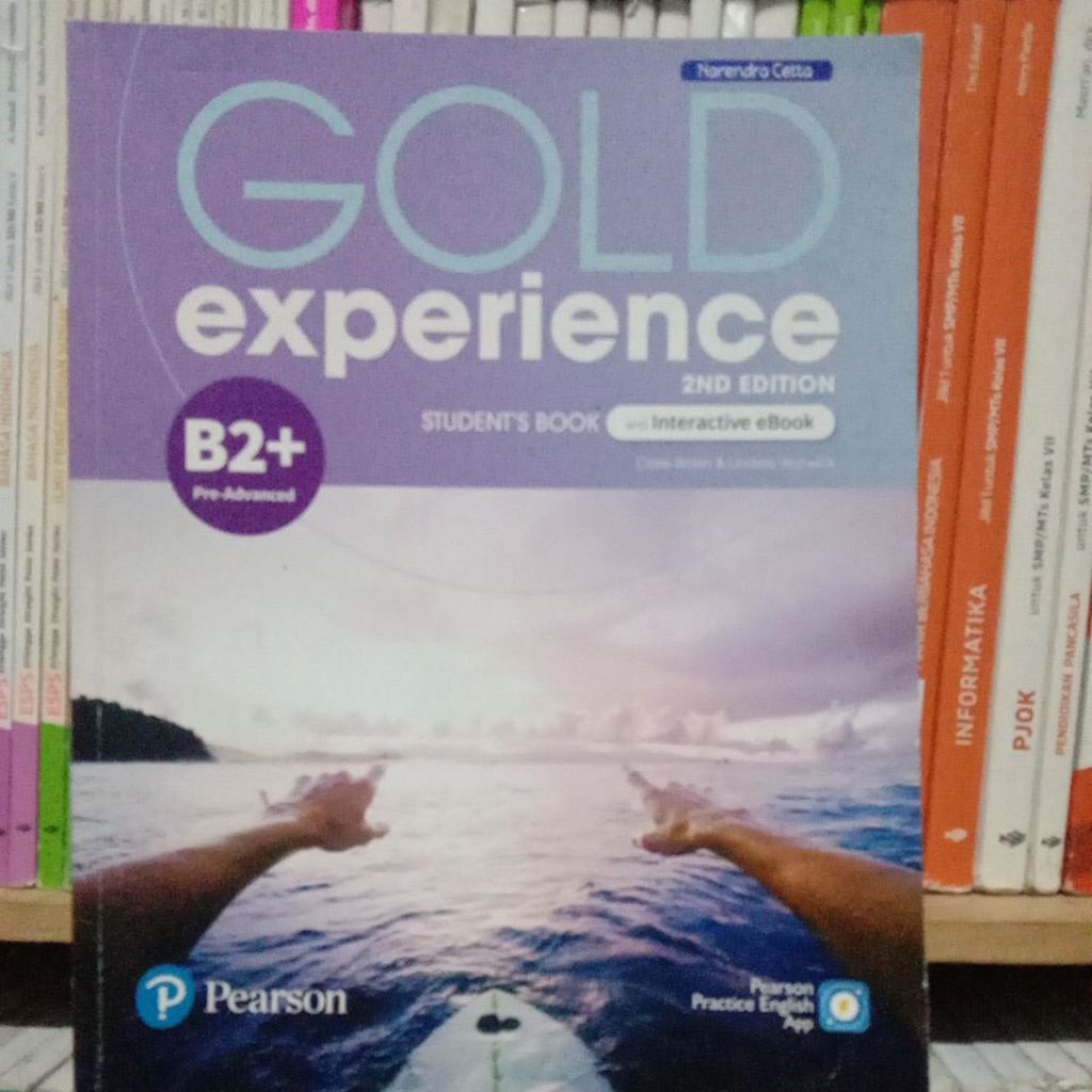 Jual Gold Experience 2nd Edition Student Book B2 Shopee Indonesia