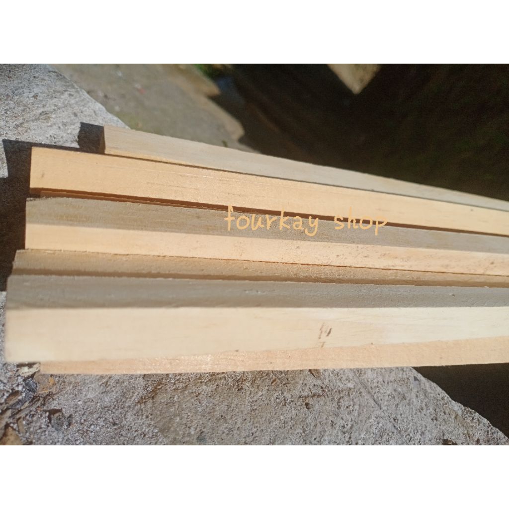Jual List Kayu / Balok Kayu Ukuran 1,1cm x 1,1cm x 37cm ISI 5 BATANG ...