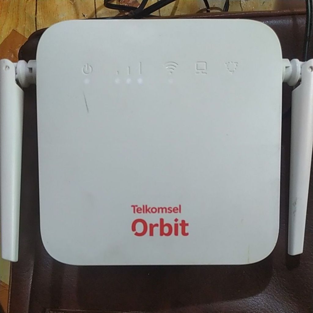 Jual Telkomsel orbit hkm0130 belum unlock hanya bisa pakai kartu ...
