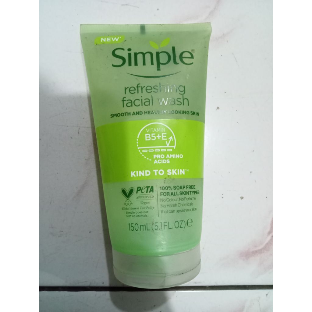 Jual Simple Refreshing Facial Wash 150ml | Shopee Indonesia