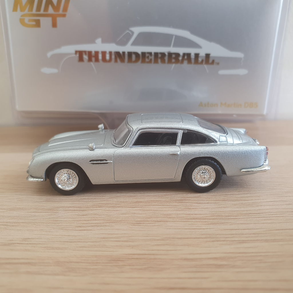 Jual Mini GT 901 Aston Martin DB5 1/64 (Silver, Movie, Film, English ...