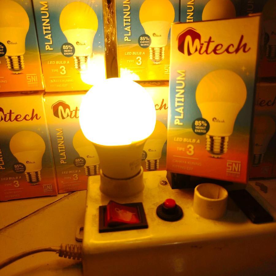 Jual AVERA LAMPU LED A BULB 5W 5 WATT WARM WHITE KUNING 3000K BAGUS ...