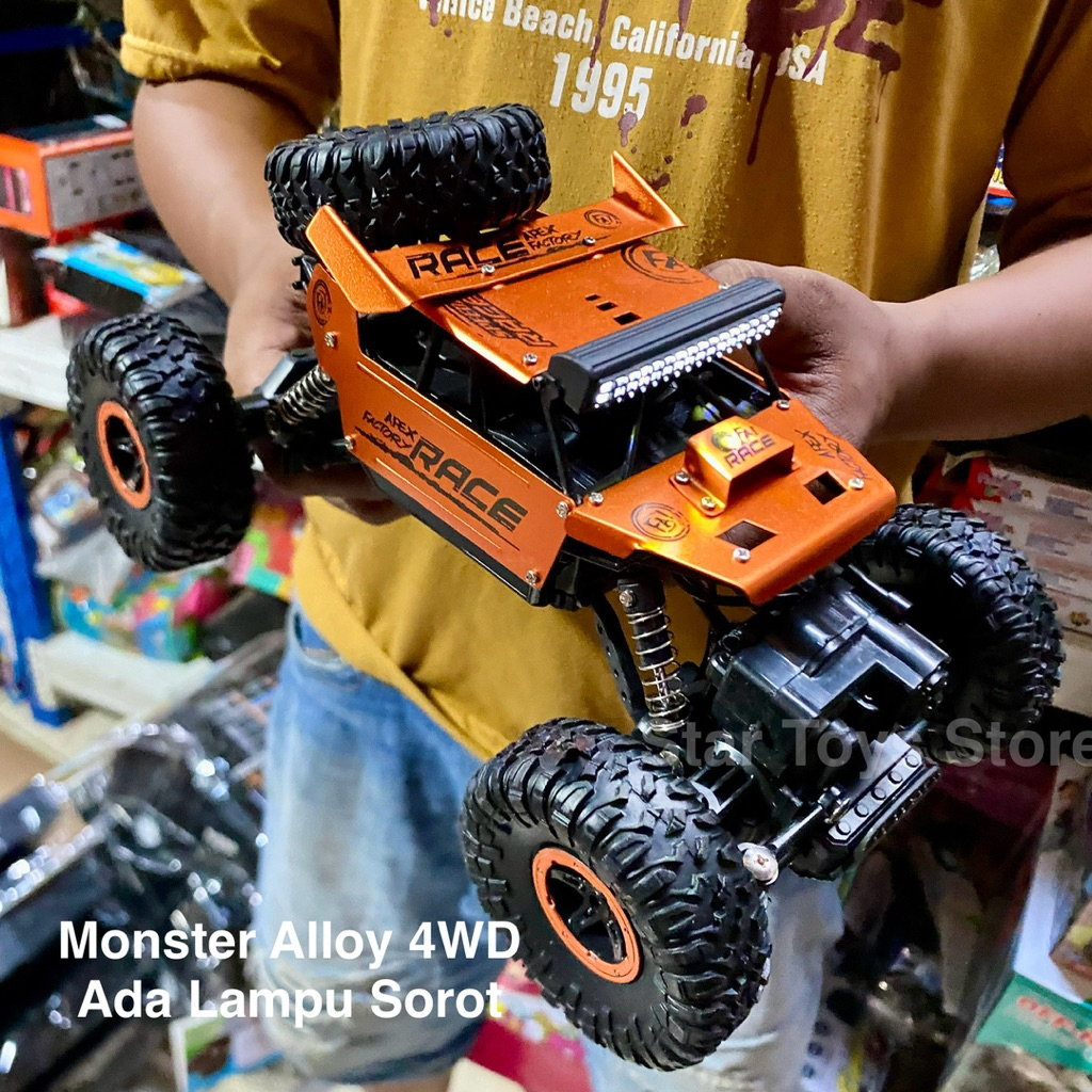 Jual Mobil Remote Rc Off-road Rock Crawler 4WD Body Metal Alloy ...