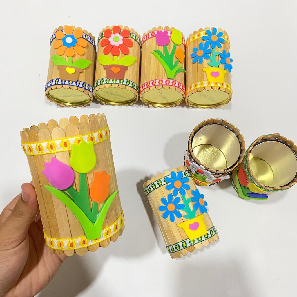 prakarya / kerajinan Tempat pensil dari kaleng bekas