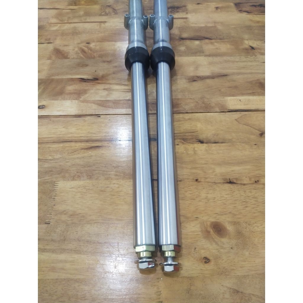 Jual SHOCK DEPAN KOMPLIT AS+TABUNG WIN100,JETWIN | Shopee Indonesia