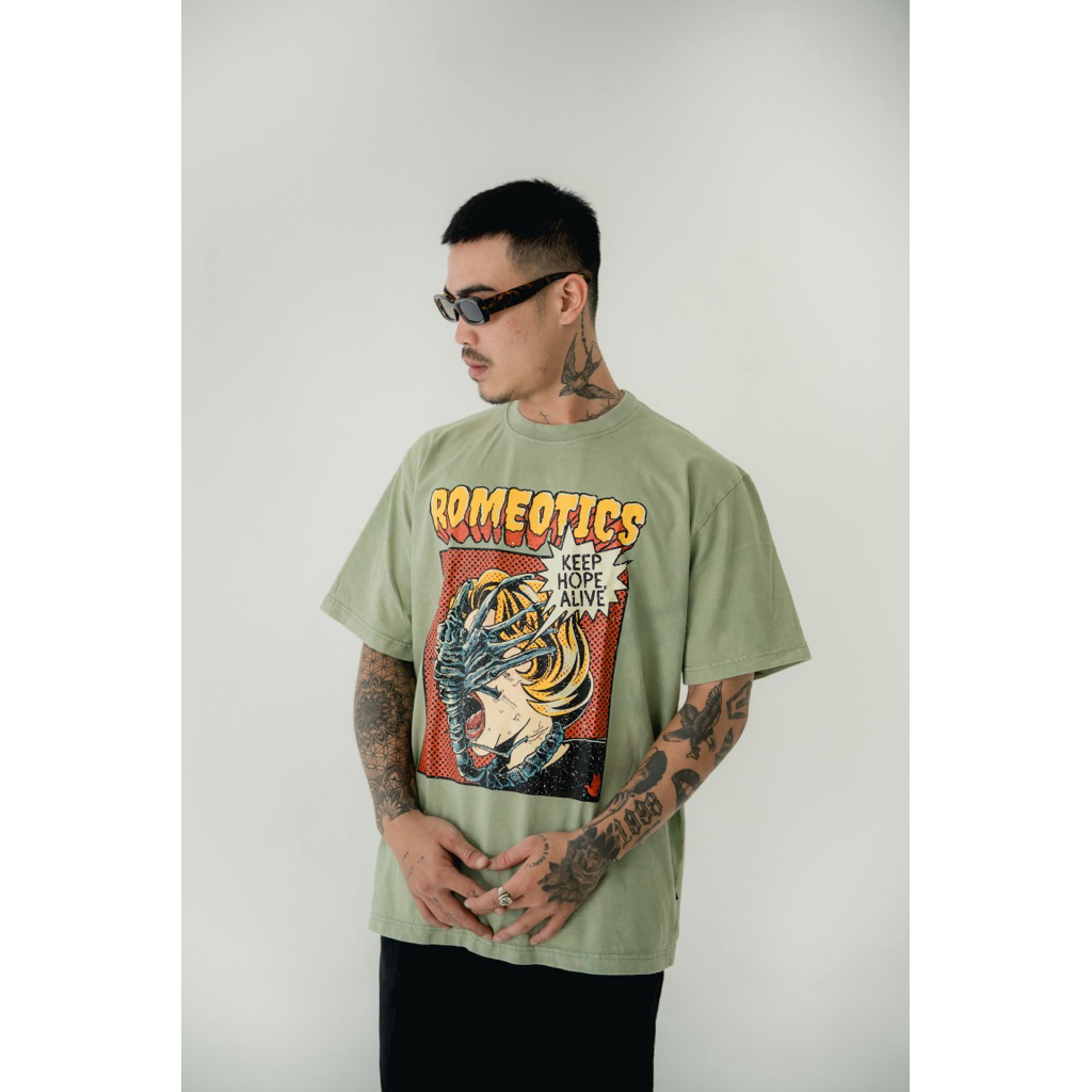 Jual Tshirt - Love Is a Parasite (Romeotics) | Shopee Indonesia