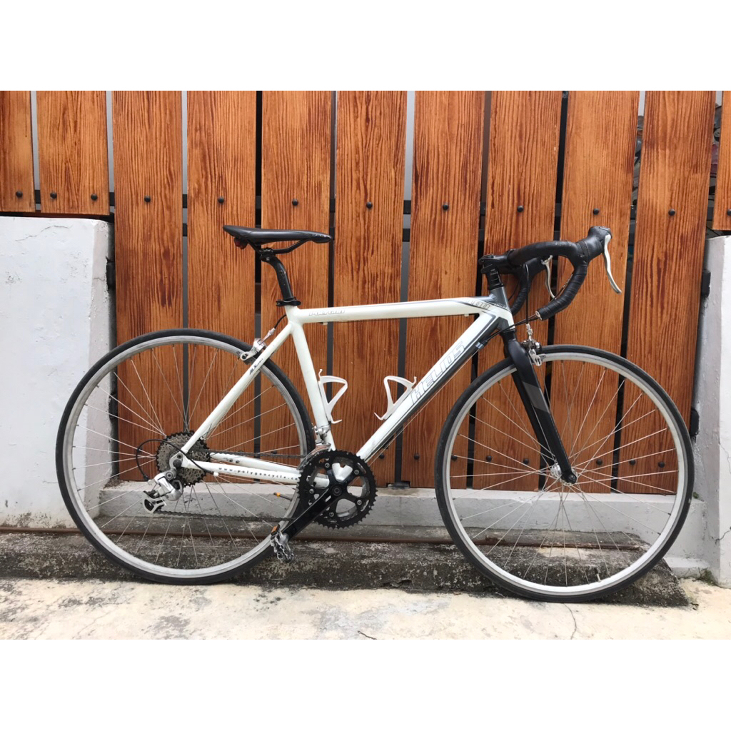 Jual Polygon Helios F100 | Shopee Indonesia