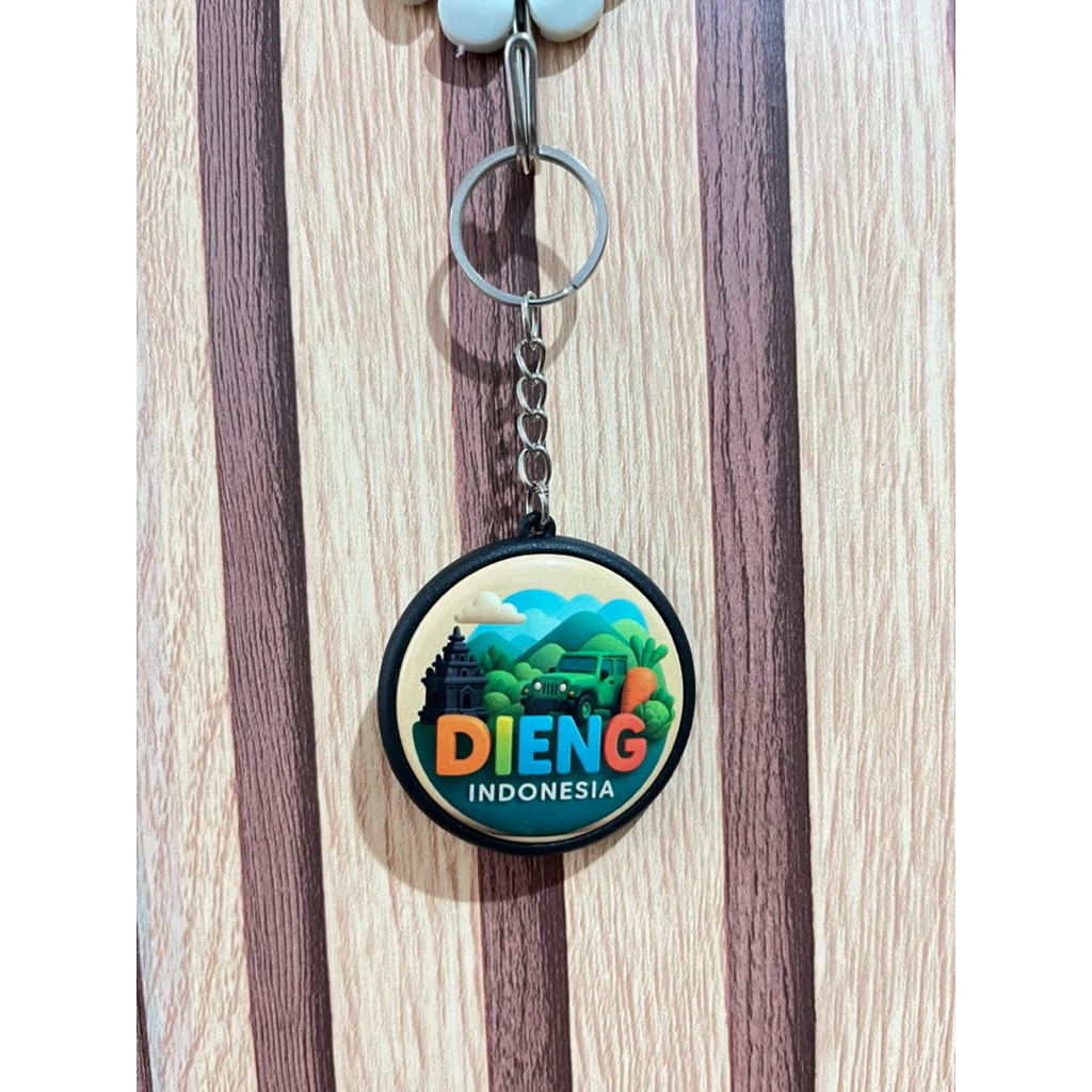 Jual gantungan kunci/keychain bulat 2 sisi 4,5 cm Oleh oleh khas dieng ...