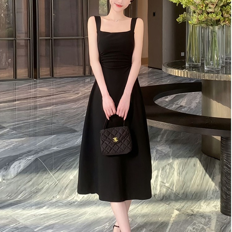 Jual baju summer midi dress hitam mewah tanpa lengan wanita korea style  kekinian simple elegan kondangan terbaru 2025 | Shopee Indonesia