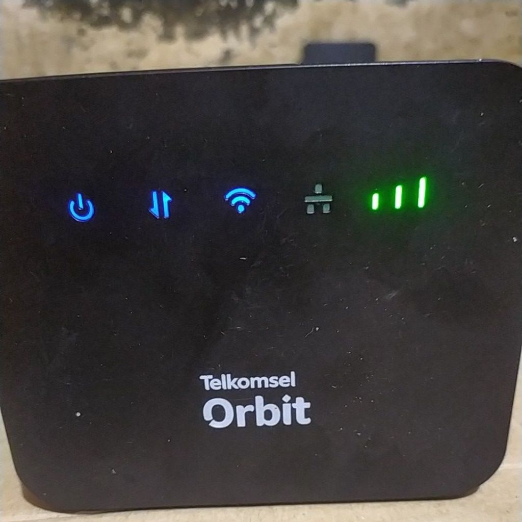 modem Telkomsel orbit hkm belum unlock unit normal siap pakai