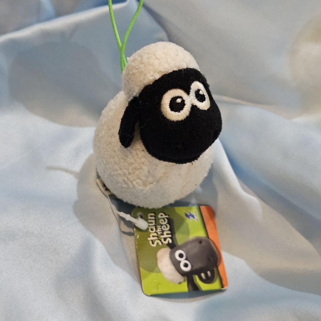Jual [ Random 4 ] Boneka Gantungan Tas Shaun the Sheep SK japan ...