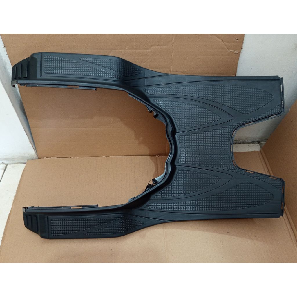 Jual Footrest atas beat karbu 2008-2010 pijakan kaki beat lama bordes ...