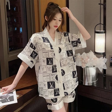 Baju Tidur Satin MYCLAR FASHIONS Piyama Pajamas Wanita Celana Pendek Setelan Satu Set Premium