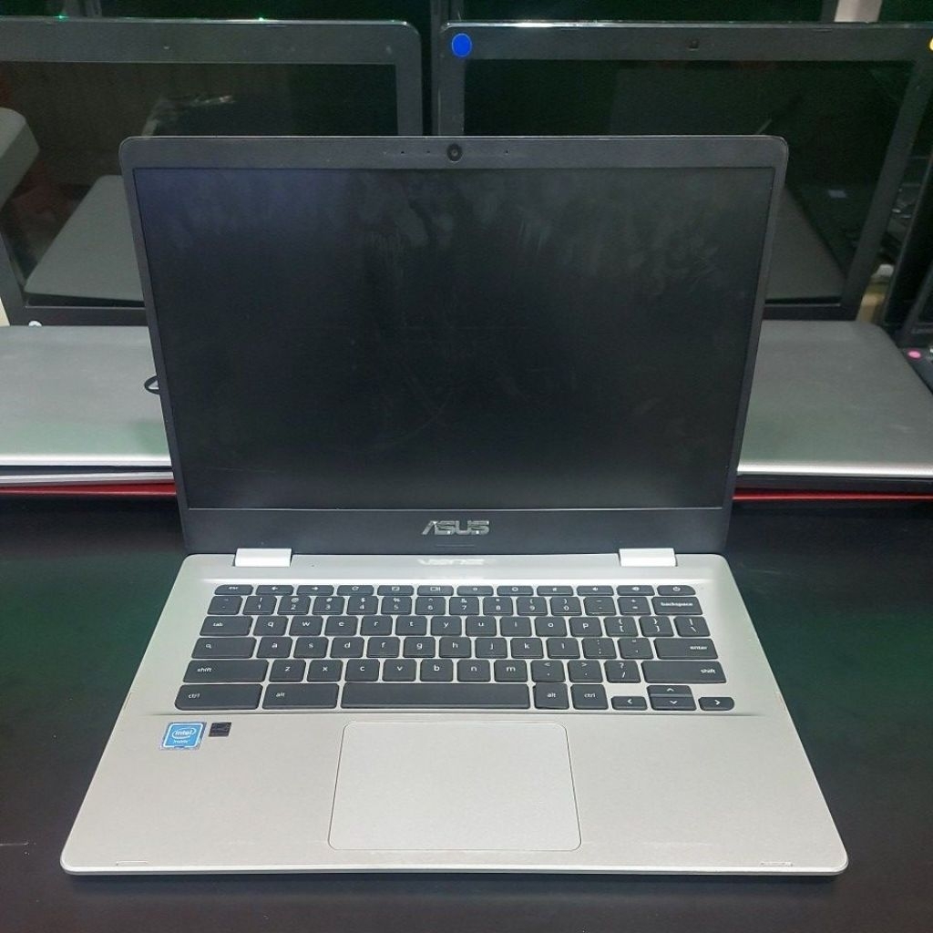 Pack Chromebook Asus C423NA-EC0179 14 Tactile Intel Celeron 4 Go RAM 64 Go eMMC + Housse de transport + Souris optique