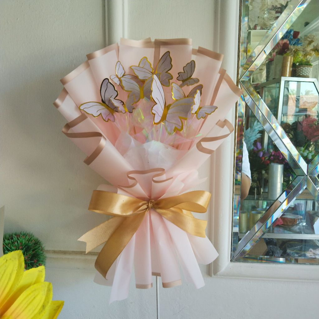 Jual Buket Kupu-Kupu Bucket Butterfly Kupu Kupu Hadiah Kado Wisuda ...