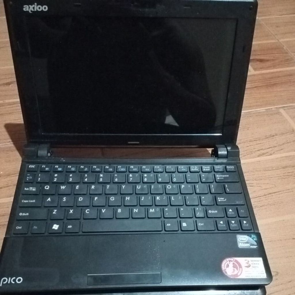 Jual Notebook Axioo series Pico M1110 mesin hidup LCD mati ram1 hd ...