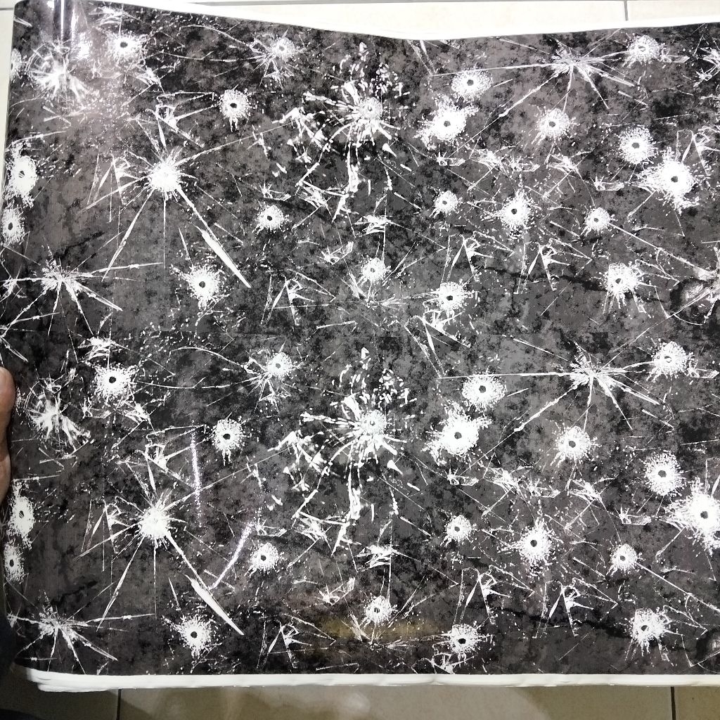 Jual Sticker Skotlet Motif KACA RETAK PELURU TEMBAK (per 25cm) | Shopee ...