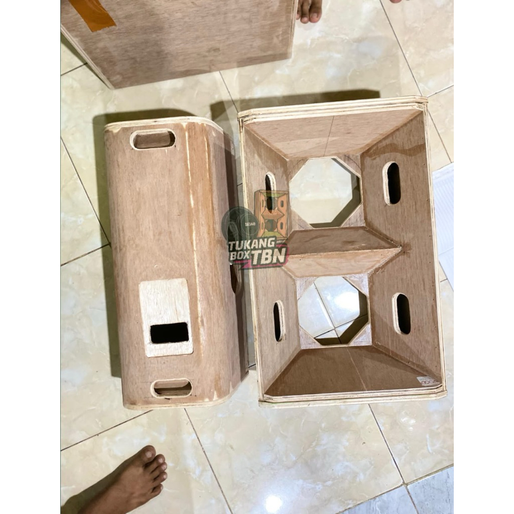 Jual box midle t24n 10inch | Shopee Indonesia