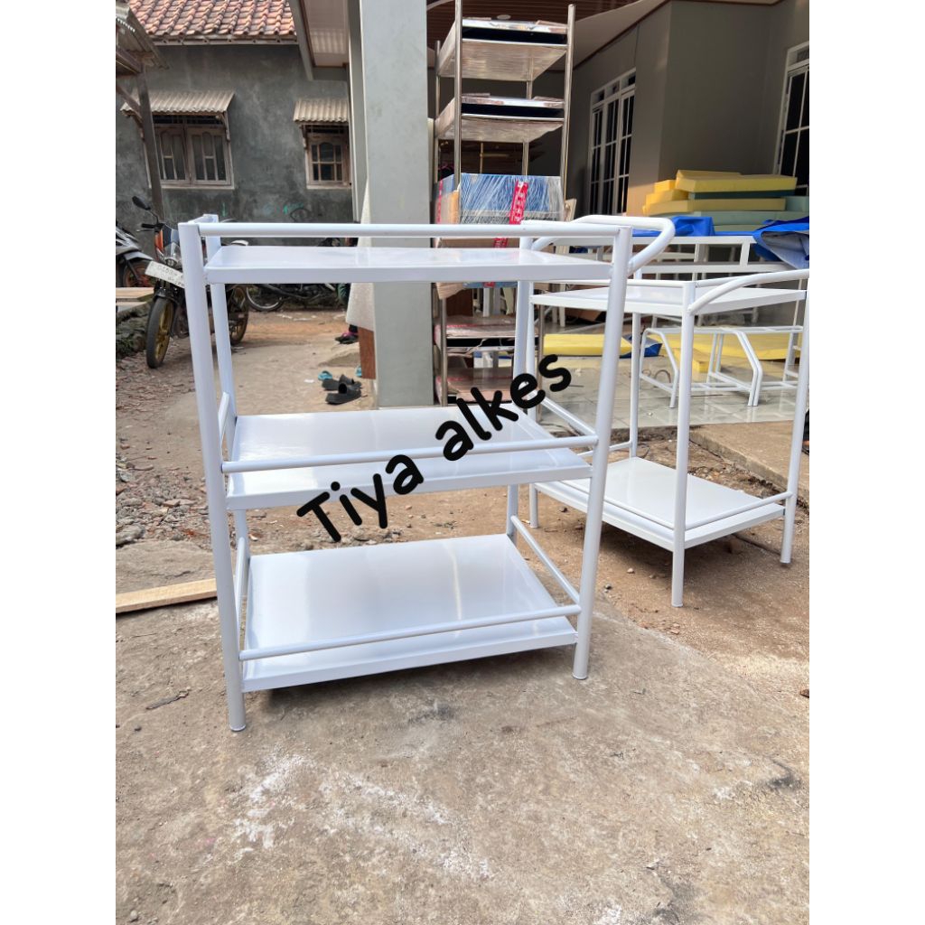 Jual Meja troli instrumen 3rak besi- trolly 3 susun | Shopee Indonesia