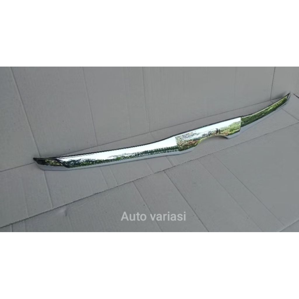 Jual hood molding innova 2012 & 2015,/lis kap mesin inova / hodmolding ...