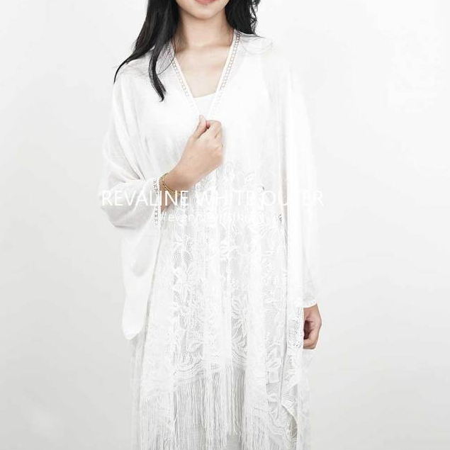 Jual ITSFRIDAY REVALINE WHITE Outer | Shopee Indonesia