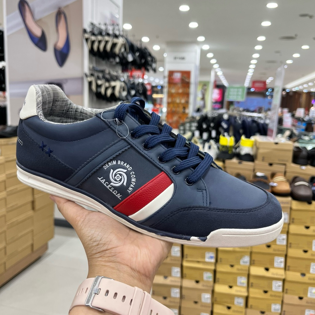 Jual Sepatu Pria Jackson | Sneakers Pria by Jackson Super keren Comfort ...