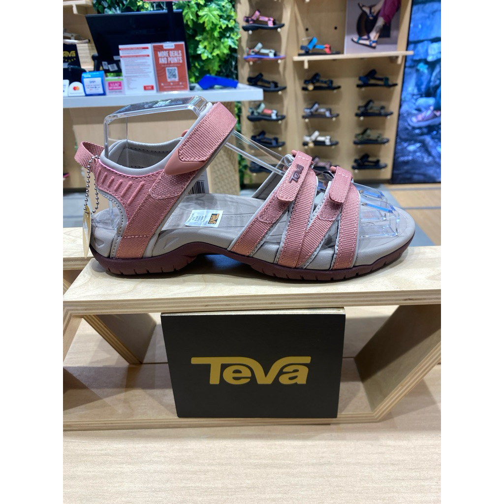 Jual Sandal Gunung outdoor Wanita Teva tirra pink cream peach Original ...