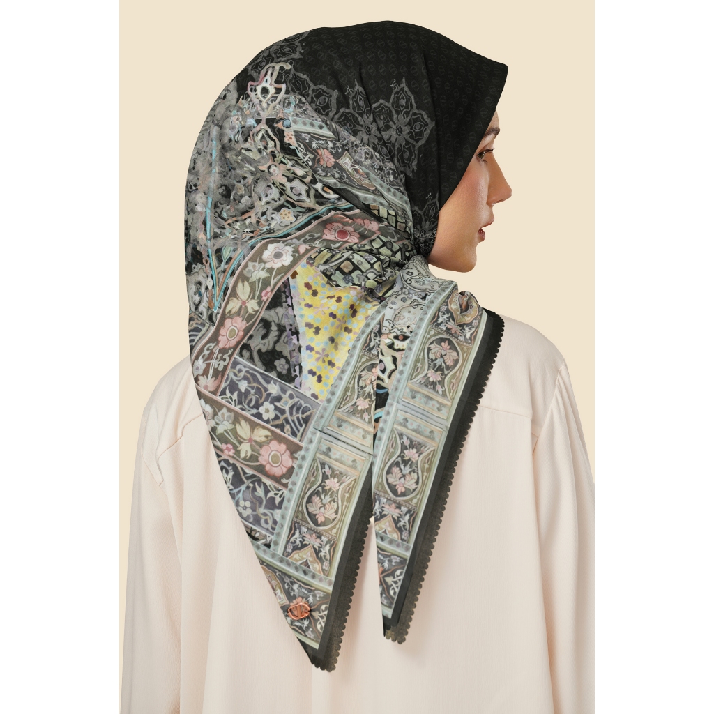 ZYTADELIA The Blue Tile Scarves Series Printed Scarf Hijab Segi Empat Hijab Aire Voile Hijab Premium Hijab Motif