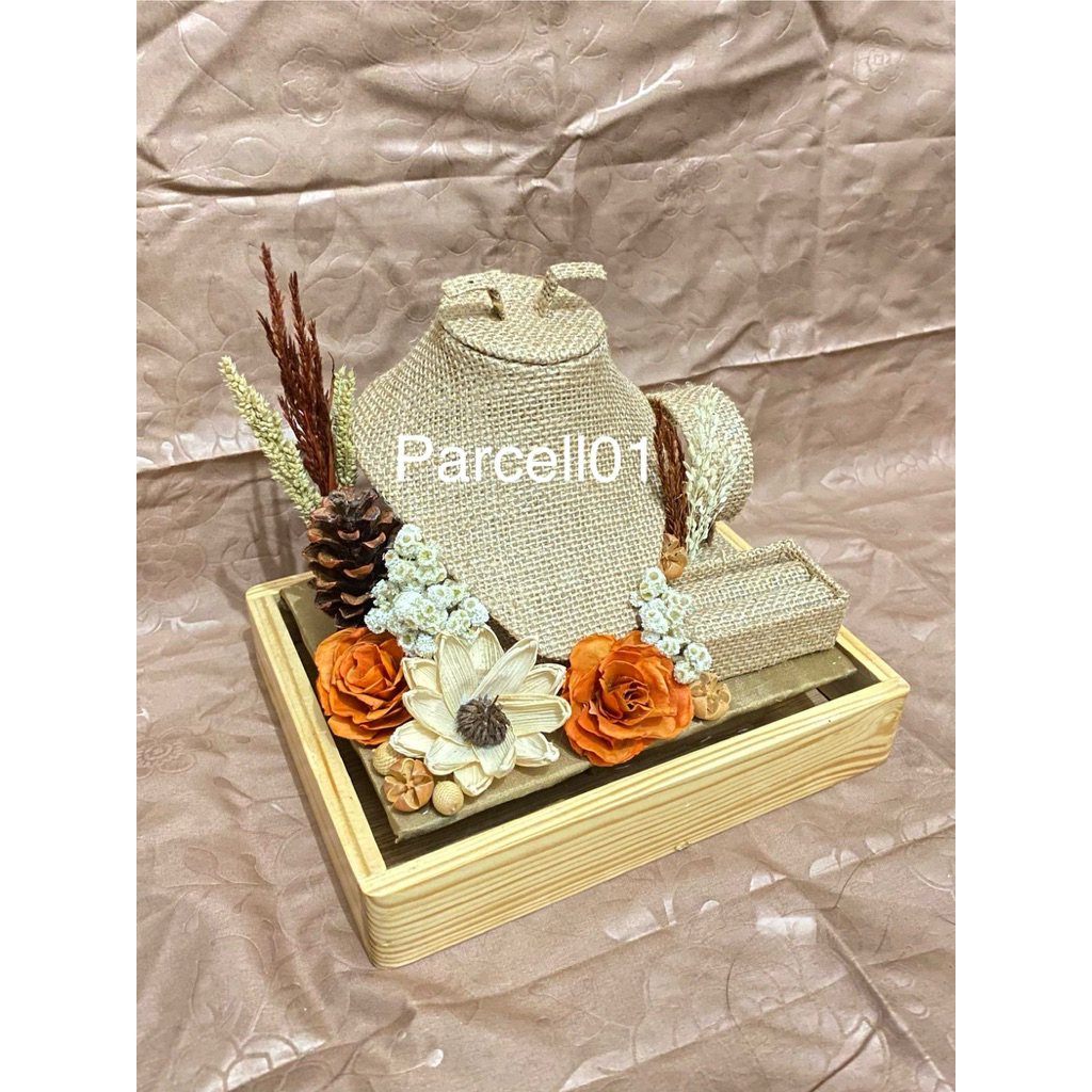Jual tempat perhiasan mahar satu set/maharpernikahan/Tempat LM logam ...