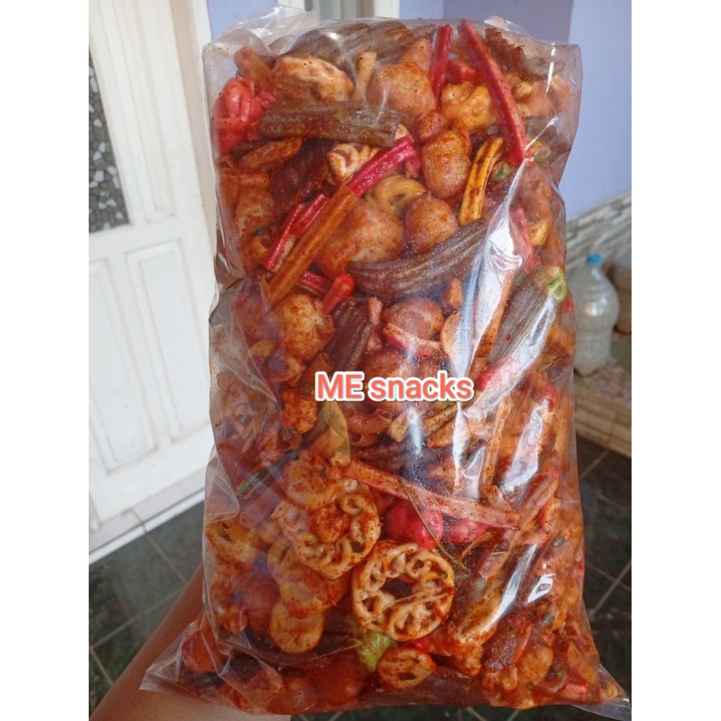 Jual Kerupuk pedas mix/campur/Kerupuk sebalak mix 1KG | Shopee Indonesia