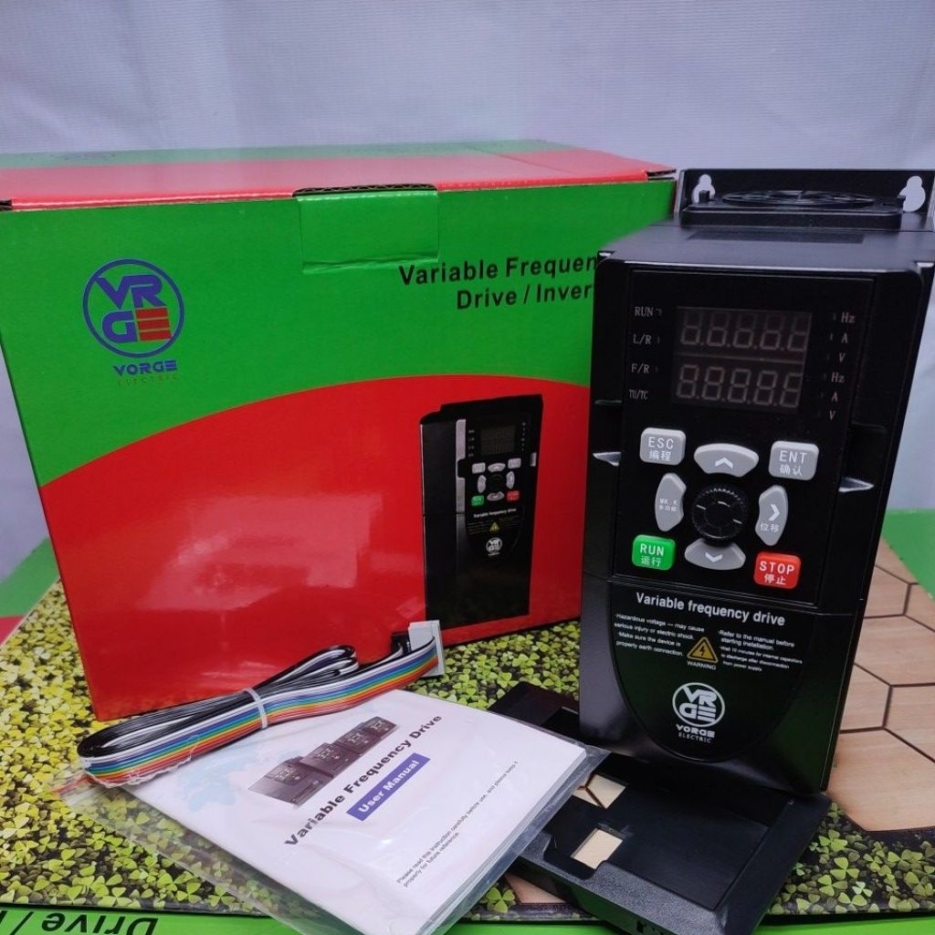 Jual Motor Inverter CV20-0015G 1.5KW AC 220V 1P - 380V 3P Single Phase ...