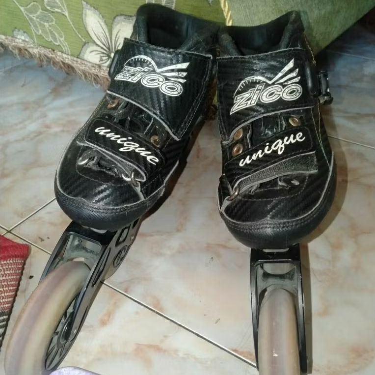 Jual Sepatu Roda Speed Zico Unique Size 31 19,5Cm HARGA NEGO TIPIS ...