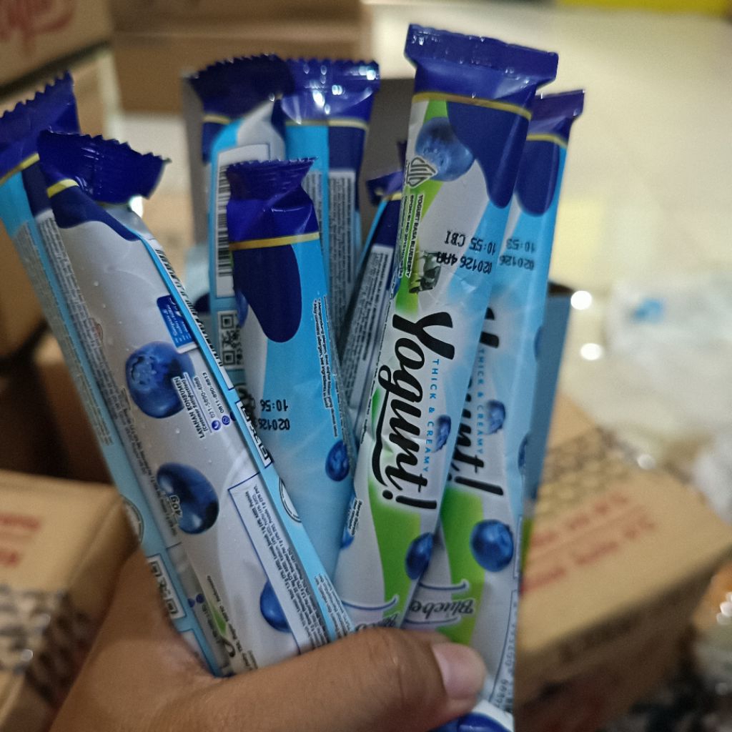Jual PAKET 1 BOX [ISI 25] CIMORY YOGURT STICK 40G - BLUEBERRY | Shopee ...