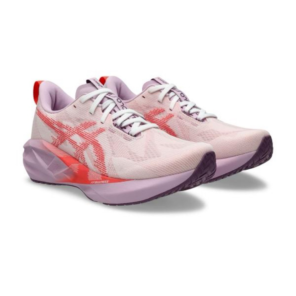 Jual Sepatu Running Novablast 5 White/ Coral Reef | Shopee Indonesia