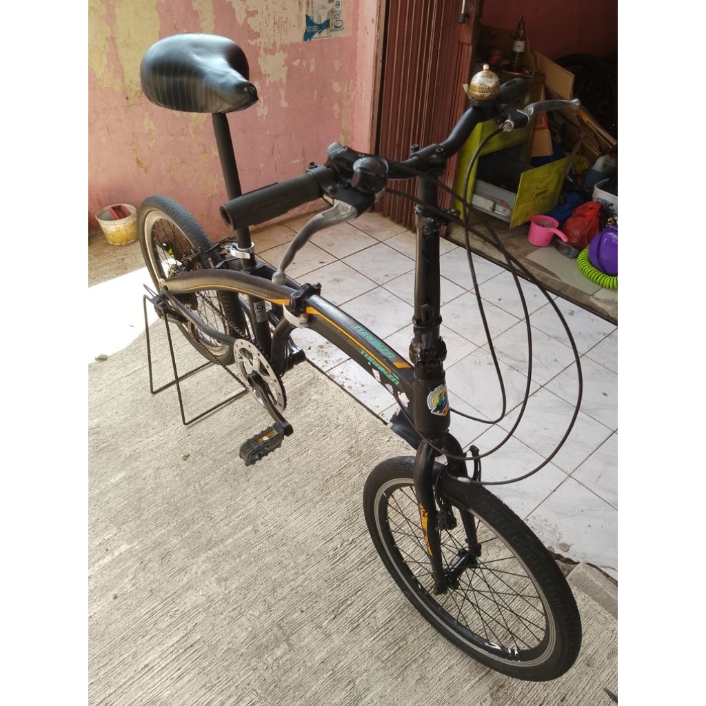 Jual Sepeda Lipat Seken Turanza UK 20 Inch Speed 6 Siap Pakai | Shopee ...