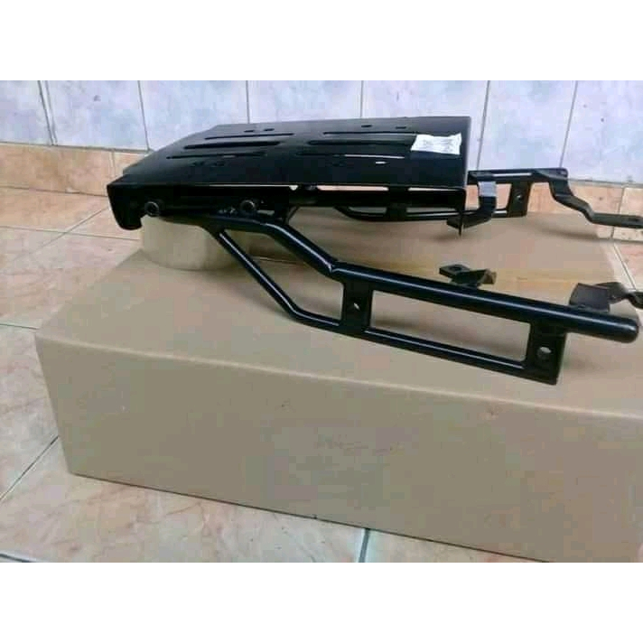 Jual Breket / bracket top box cb150r new dan cb150r old model geser ...
