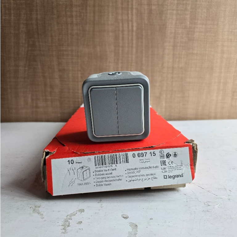 Jual Legrand Plexo Saklar 2 Switch Seri Double Gang 2 Way Outbow 10A ...