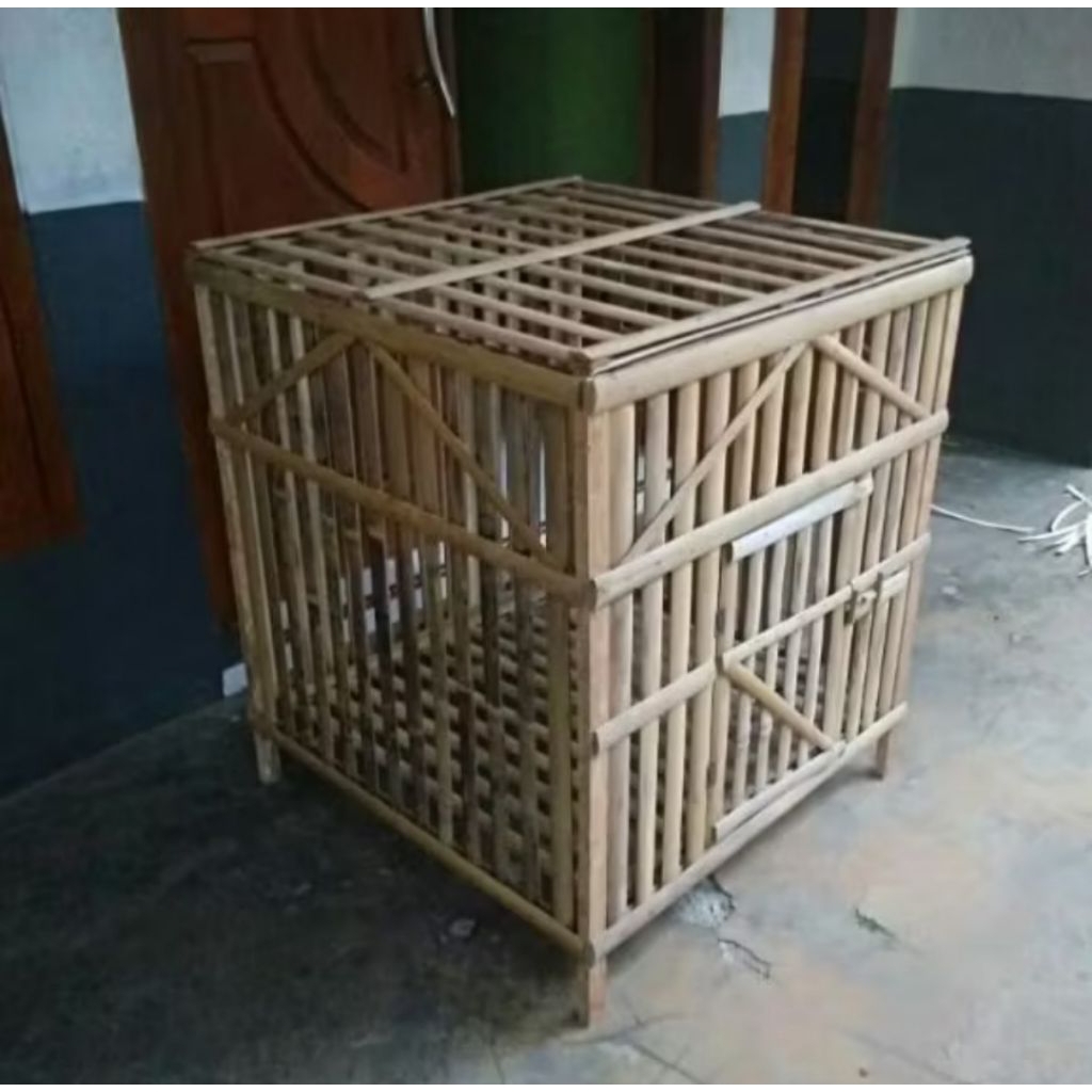 Jual Kandang Ayam Bambu Portable Rakit Bambu Kandang Ayam Besar /Bisa ...