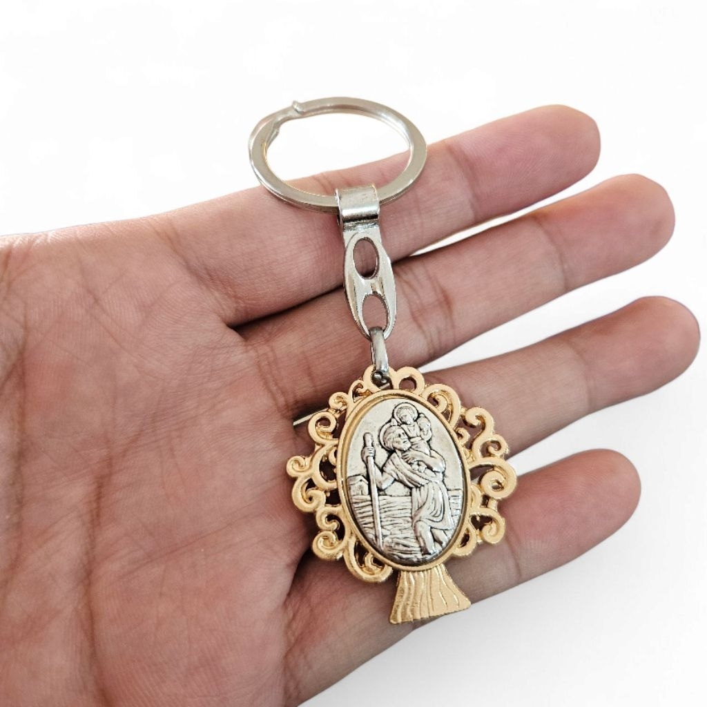 Gantungan Kunci Santo Kristoforus Pelindung Perjalanan & Our Lady 4
